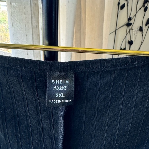 SHEIN Blue Short Sleeve T-Shirt V-Neck - Picture 3 of 3